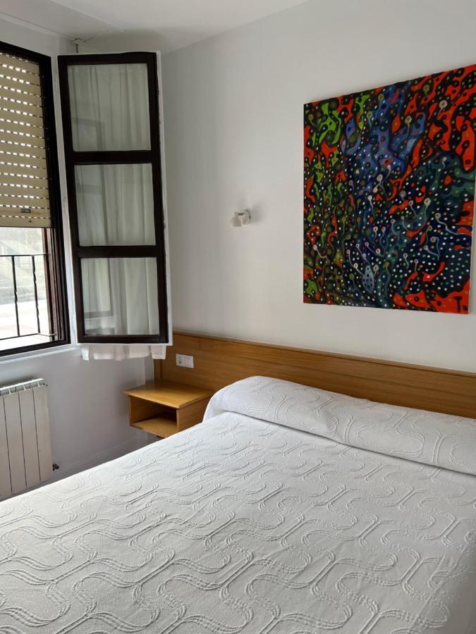Pension Zeus Barakaldo Exterior photo